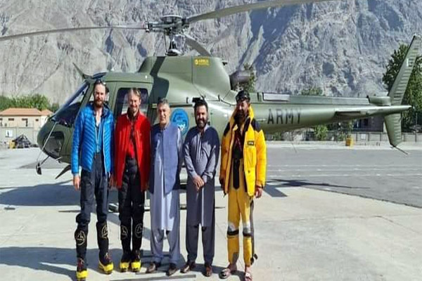 Rescue operation for mountaineers